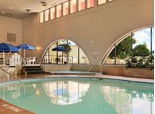 Ramada Plaza Hotel Columbus Facilități foto